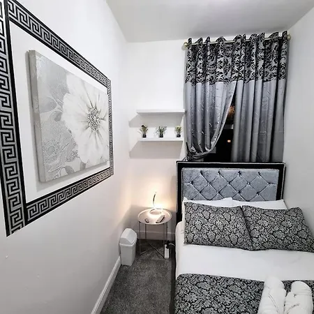 *6B7R* Setup For Your Most Relaxed & Amazing Stay + Free Parking + Free Fast Wifi* Morley  Exterior photo