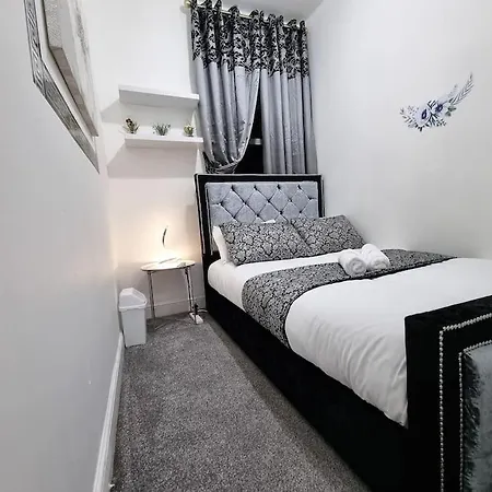 *6B7R* Setup For Your Most Relaxed & Amazing Stay + Free Parking + Free Fast Wifi* Morley  Exterior photo